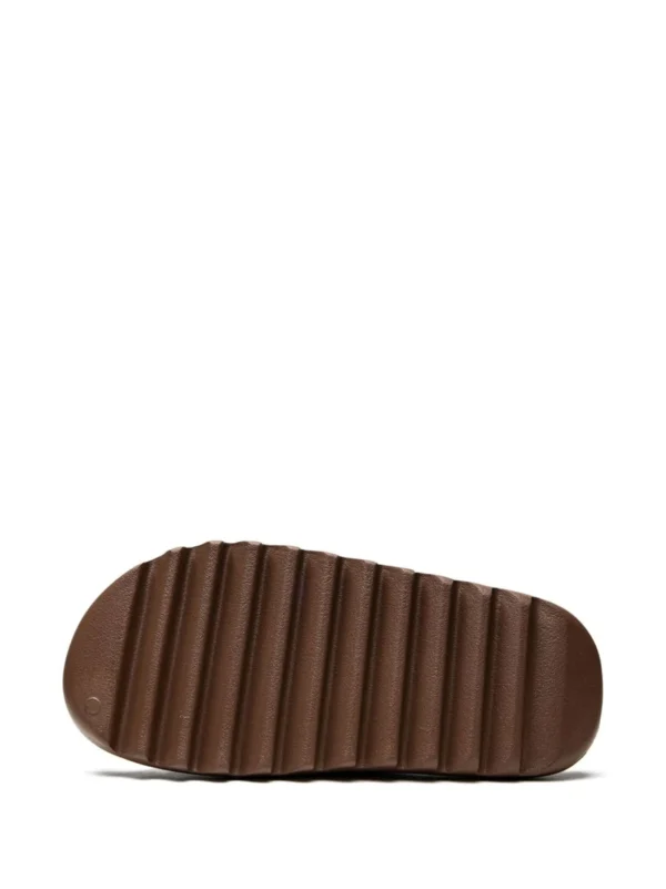 Yeezy Slides Flax - Image 2